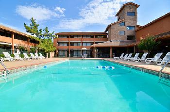 BEST WESTERN PLUS Saddleback Inn & Conference Center