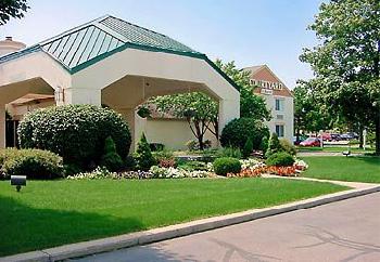 Courtyard Lansing