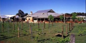 Potters Hotel & Brewery