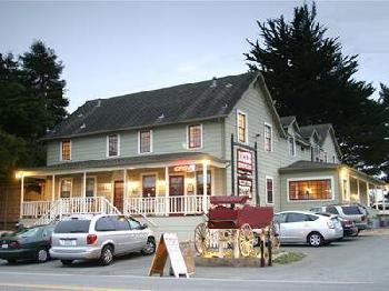 Valley Ford Hotel
