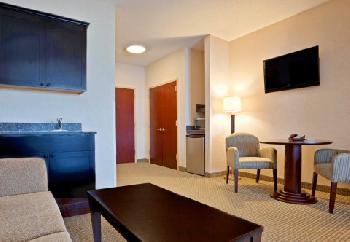 Holiday Inn Express Hotel & Suites NORTH EAST (ERIE I-90 EXIT 41)