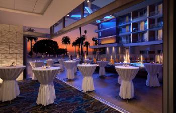 Shore Hotel