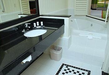 Fairfield Inn & Suites Columbia