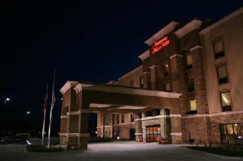 Hampton Inn and Suites Fargo