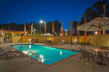 Hampton Inn  Suites North CharlestonUniversity Blvd