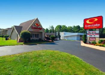 Econo Lodge Inn & Suites