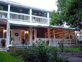 La Veranda Inn Bed and Breakfa