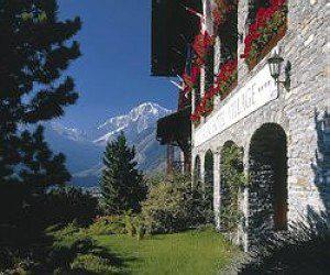 Mont Blanc Hotel Village