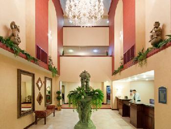 Holiday Inn Express Hotel & Suites SWANSEA