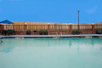Holiday Inn Express Hotel & Suites SNYDER