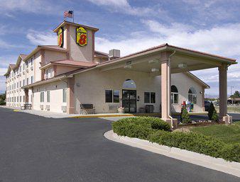Super 8 Fruita