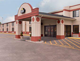 Days Inn And Suites Youngstown / Girard Ohio
