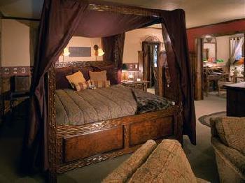 Highland Haven Creekside Inn