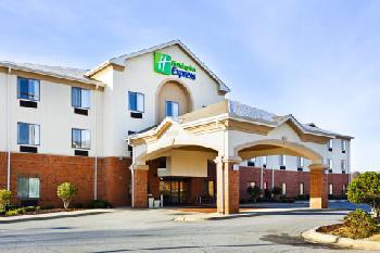 Holiday Inn Express FOREST CITY
