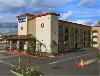 Days Inn and Suites Anaheim Resort