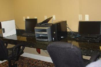 Holiday Inn Express Hotel & Suites RICHMOND