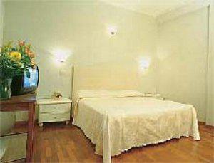 Holiday Hotel