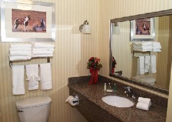 Comfort Suites Amish Country