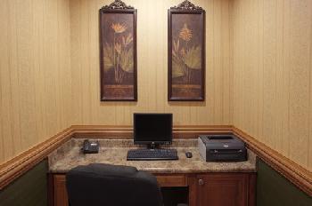 BEST WESTERN PLUS Bradbury Inn & Suites