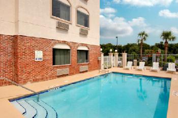 Red Roof Inn and Suites Ocala