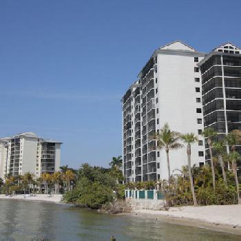 Sanibel Harbour Resort Towers by Waterstone Resort