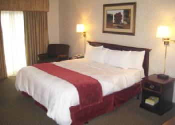 Clarion Hotel Airport