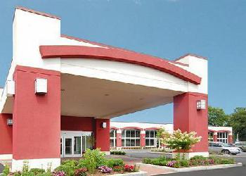 Clarion Hotel & Suites