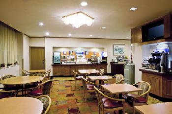 Holiday Inn Express VAN NUYS