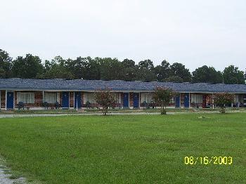 Four Oaks Lodging