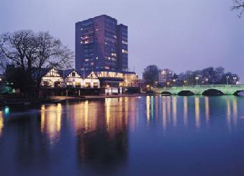 Park Inn By Radisson Bedford