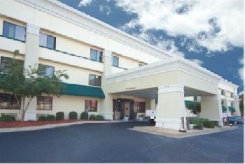 La Quinta Inn & Suites Montgomery Carmichael Road
