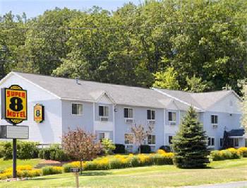 Super 8 Manistee