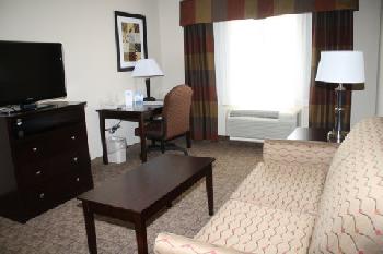 Holiday Inn Express Hotel & Suites BRIDGEPORT