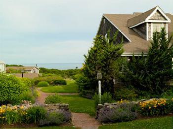 Menemsha Inn
