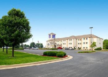 Sleep Inn & Suites
