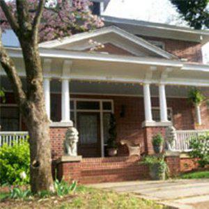 Clichy Inn Bed And Breakfast