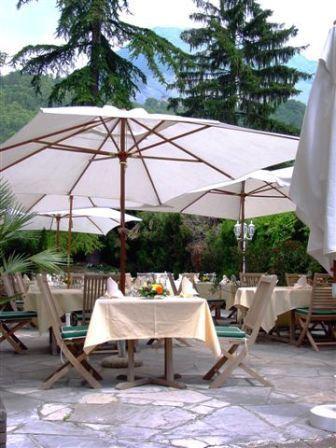 HOTEL LES TROIS ROSES