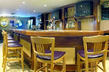 Holiday Inn Hotel & Suites MILWAUKEE AIRPORT