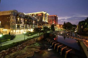Hampton Inn  Suites GreenvilleDowntownRiverPlace