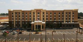 Hampton Inn  Suites Brunswick