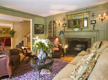 Bee and Thistle Inn