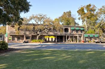 BEST WESTERN PLUS Sea Island Inn