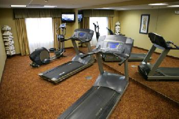 Holiday Inn Express Hotel & Suites SALINA