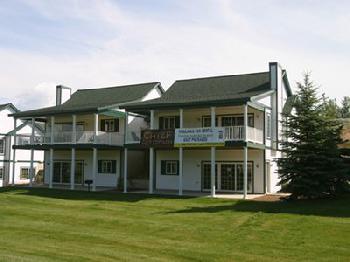 CHIEF GOLF COTTAGES