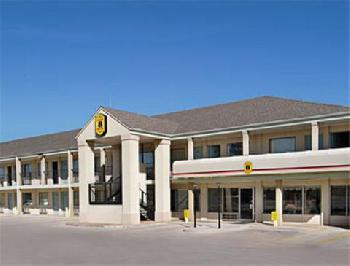 Super 8  Woodward