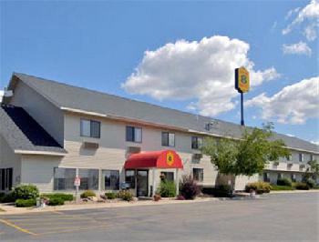 Super 8 Mauston