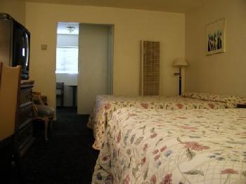 Cedar Inn and Suites