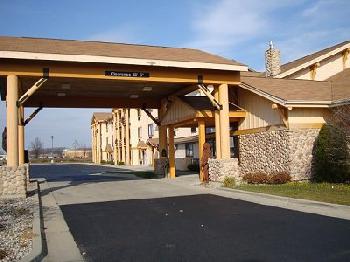 Holland Inn and Suites
