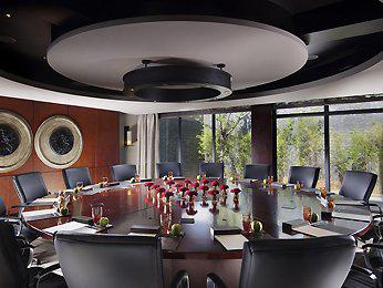 Pullman Lijiang Resort and Spa