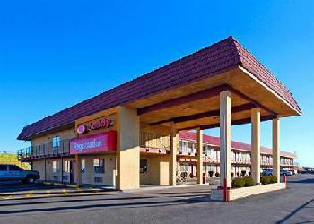 Econo Lodge at I-40